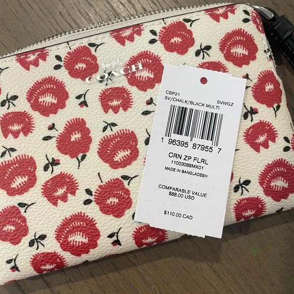 Coach White and Red Floral Corner Zip Wristlet NWT - Picture 4 of 5